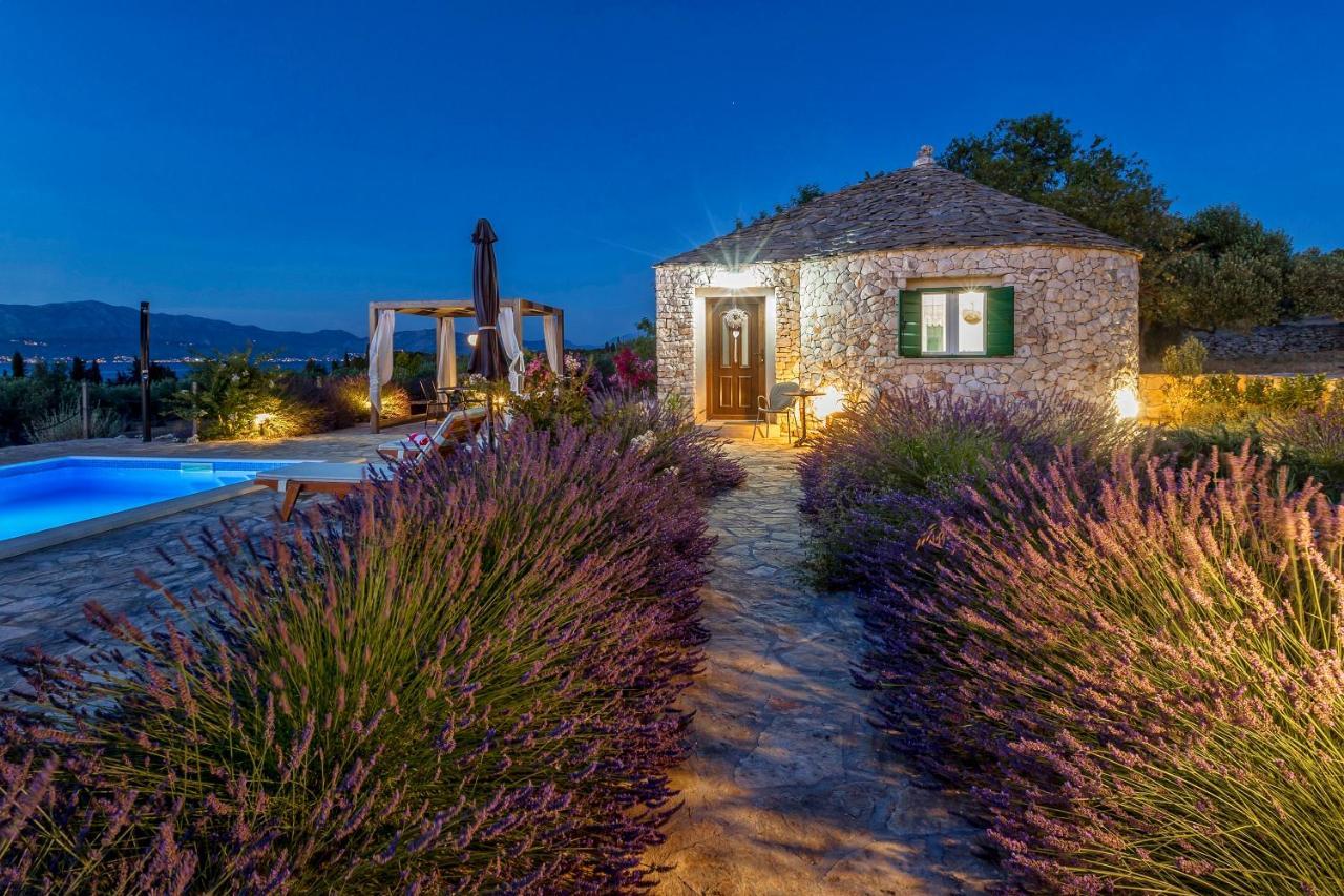 Magical Island Home Supetar Exterior foto