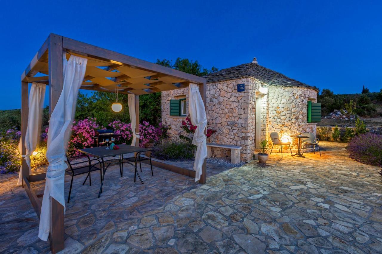 Magical Island Home Supetar Exterior foto