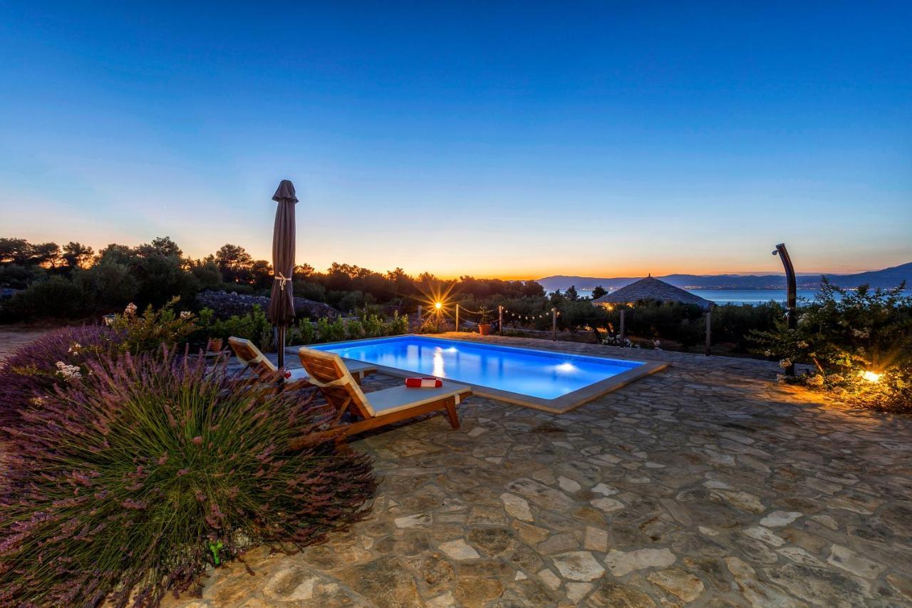 Magical Island Home Supetar Exterior foto