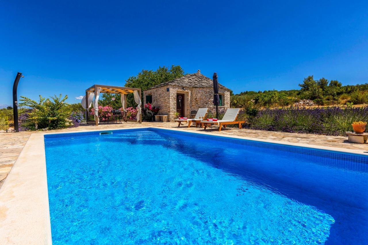 Magical Island Home Supetar Exterior foto